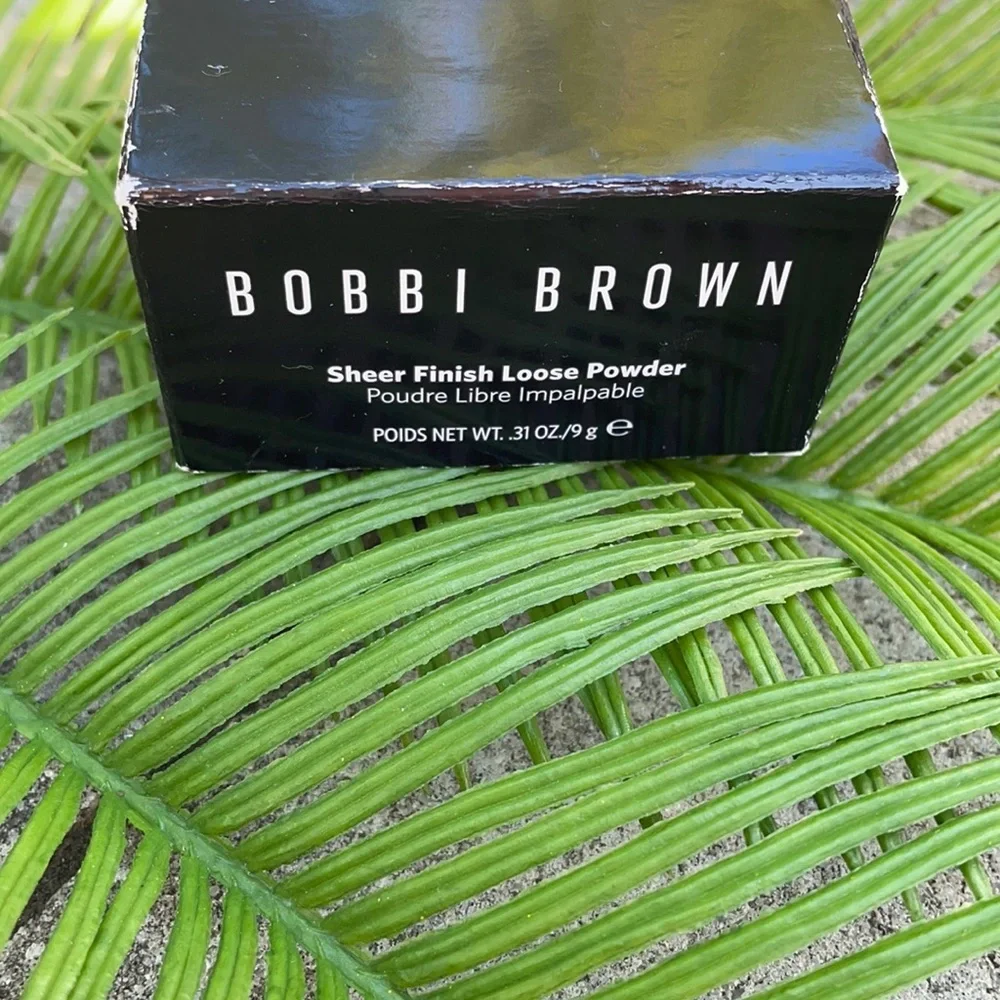 NIB Bobbi Brown Sheer Finish Loose Powder